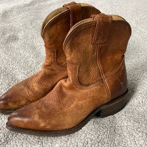 Frye Ankle Cowboy boots